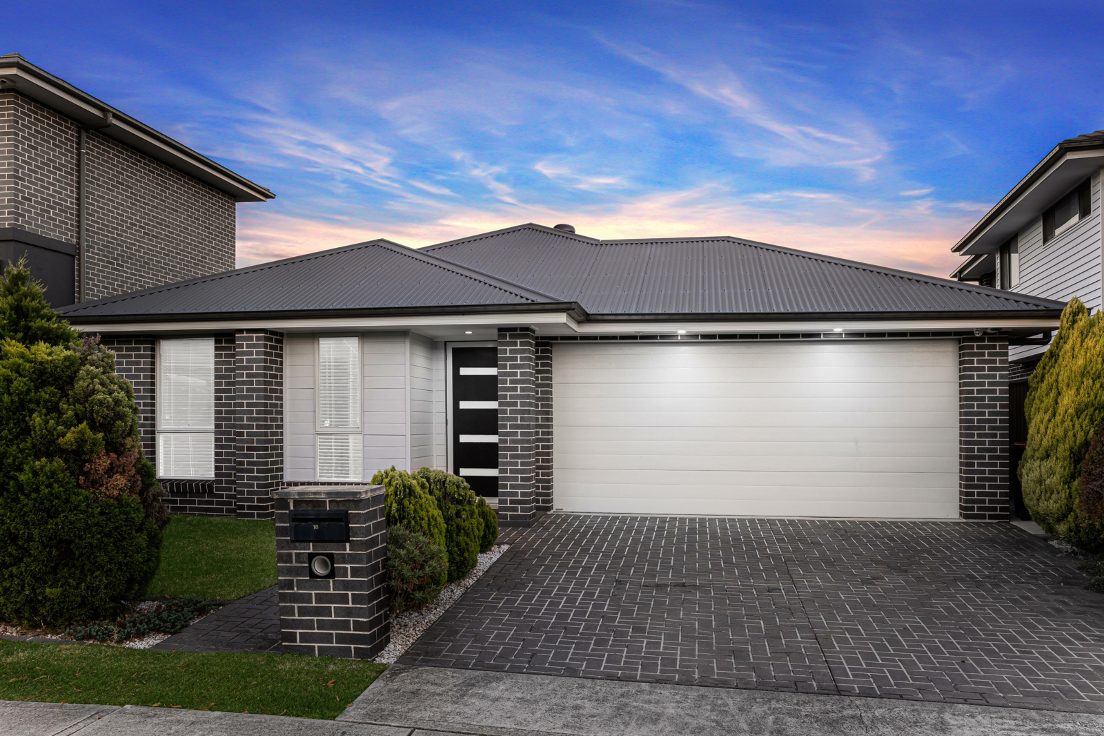 18 Bowral Grove,Jordan Springs
