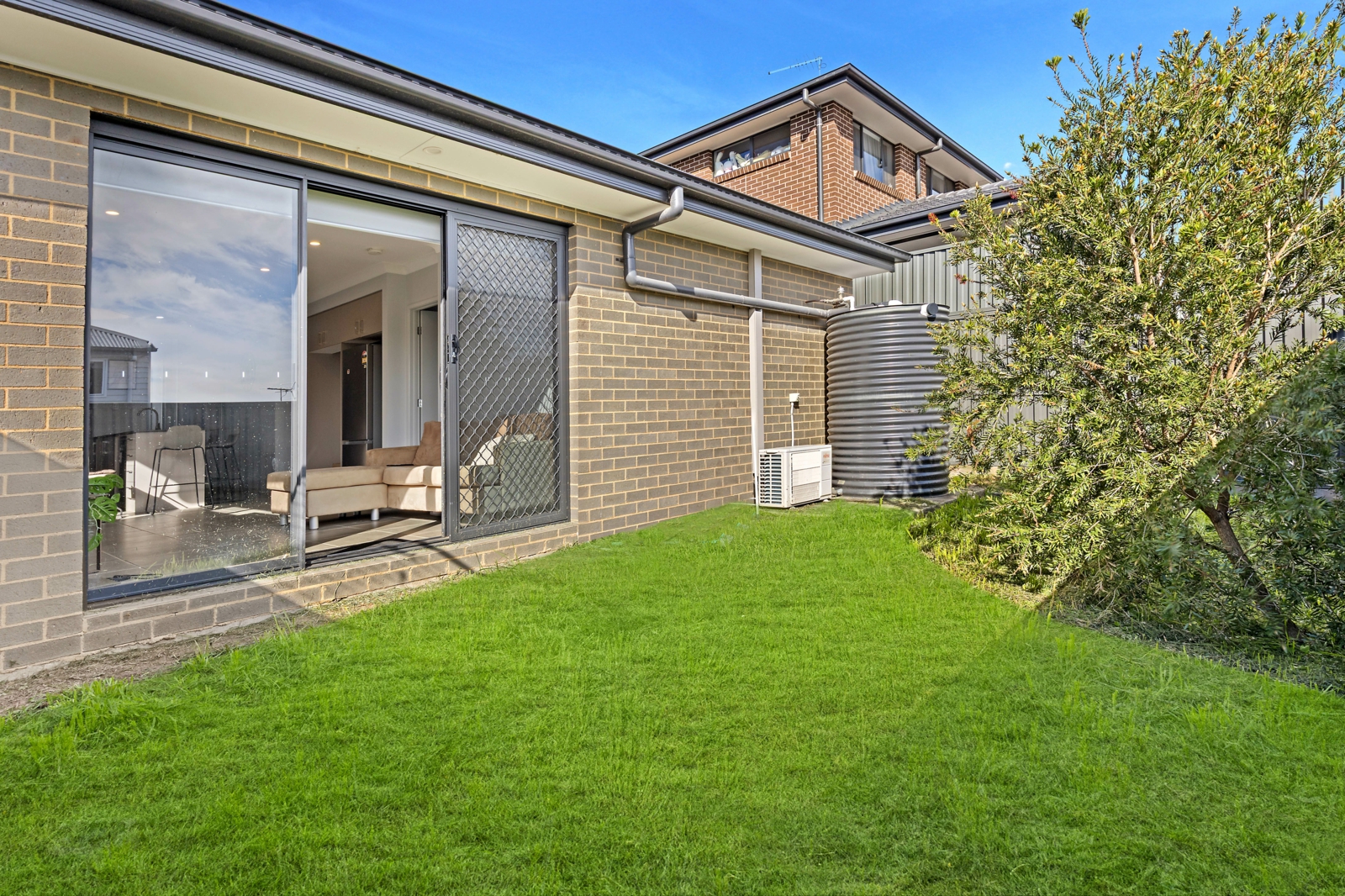 25 Landaise Road, Austral-10.jpg