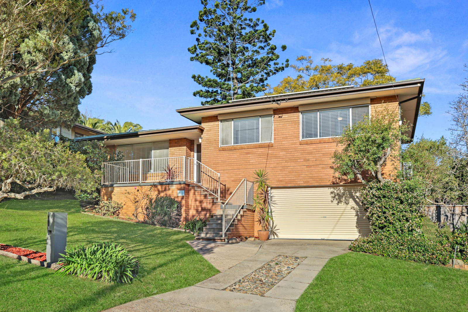 24 Caledonian Avenue, WINSTON HILLS