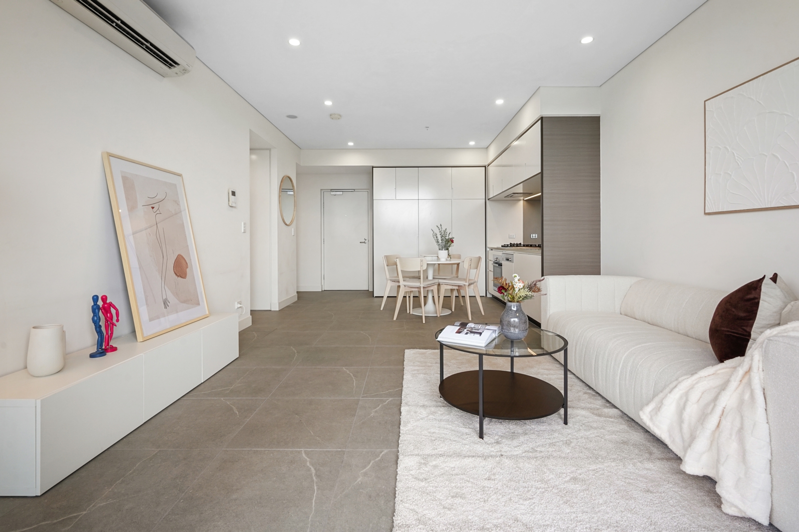 815 2 Morton Street Parramatta-3.jpg