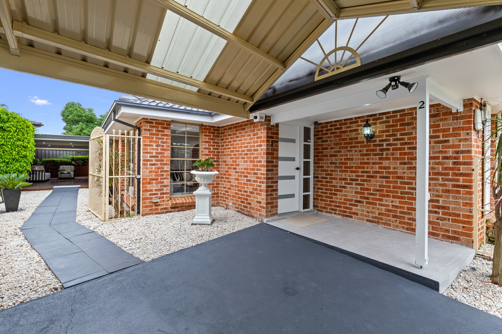 2/50 Alpha Road,Greystanes