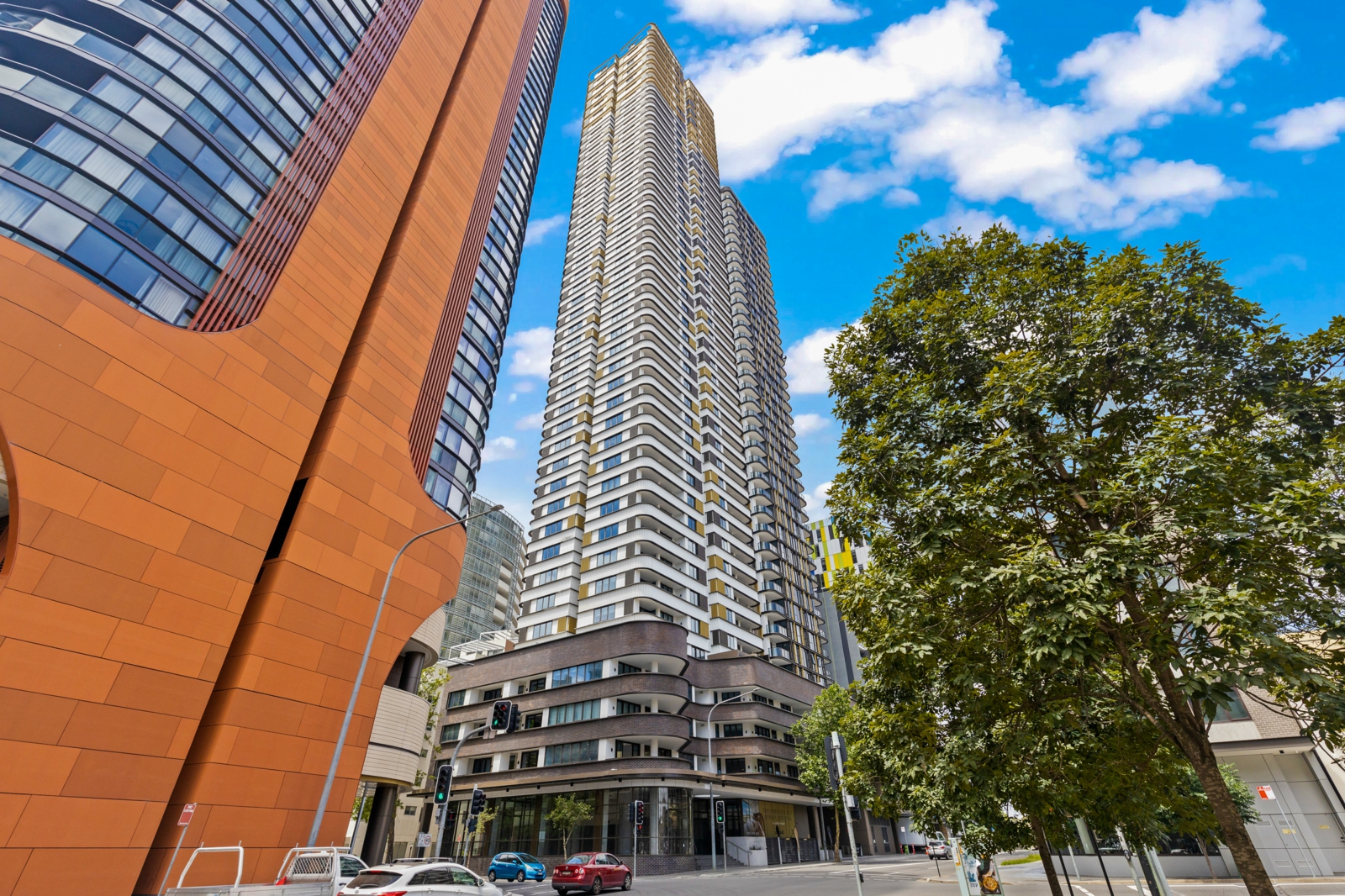 1703/20 Parkes Street,Harris Park