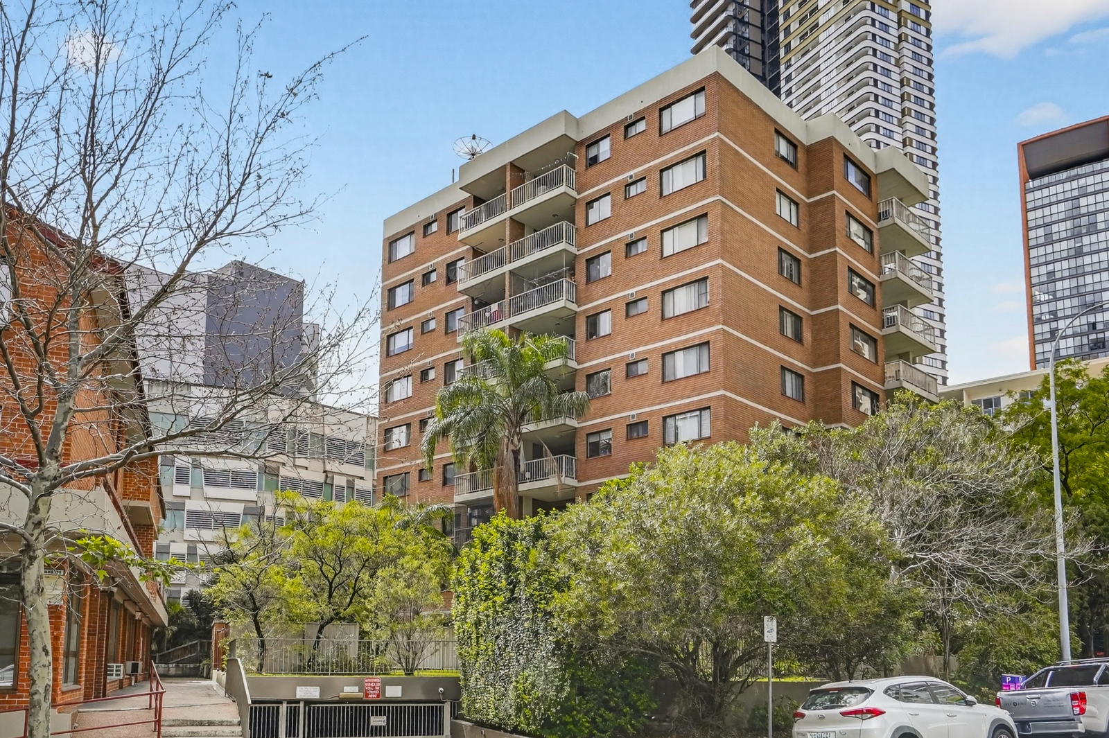 16 2 Charles Street Parramatta-1.jpg
