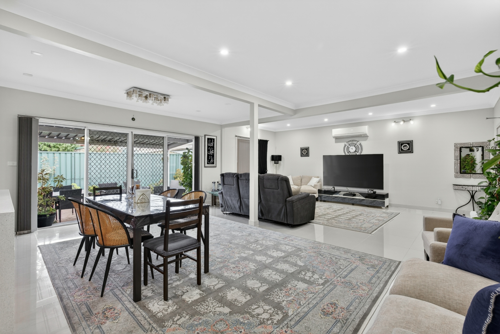 30 Fowler Road Merrylands-7.jpg