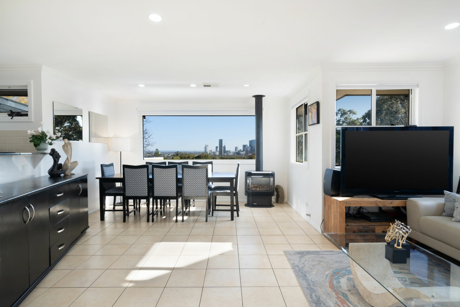 4. Dining Room.jpg