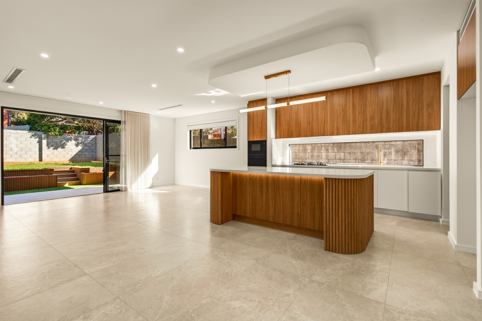 16a Heather Street Girraween-3.jpg