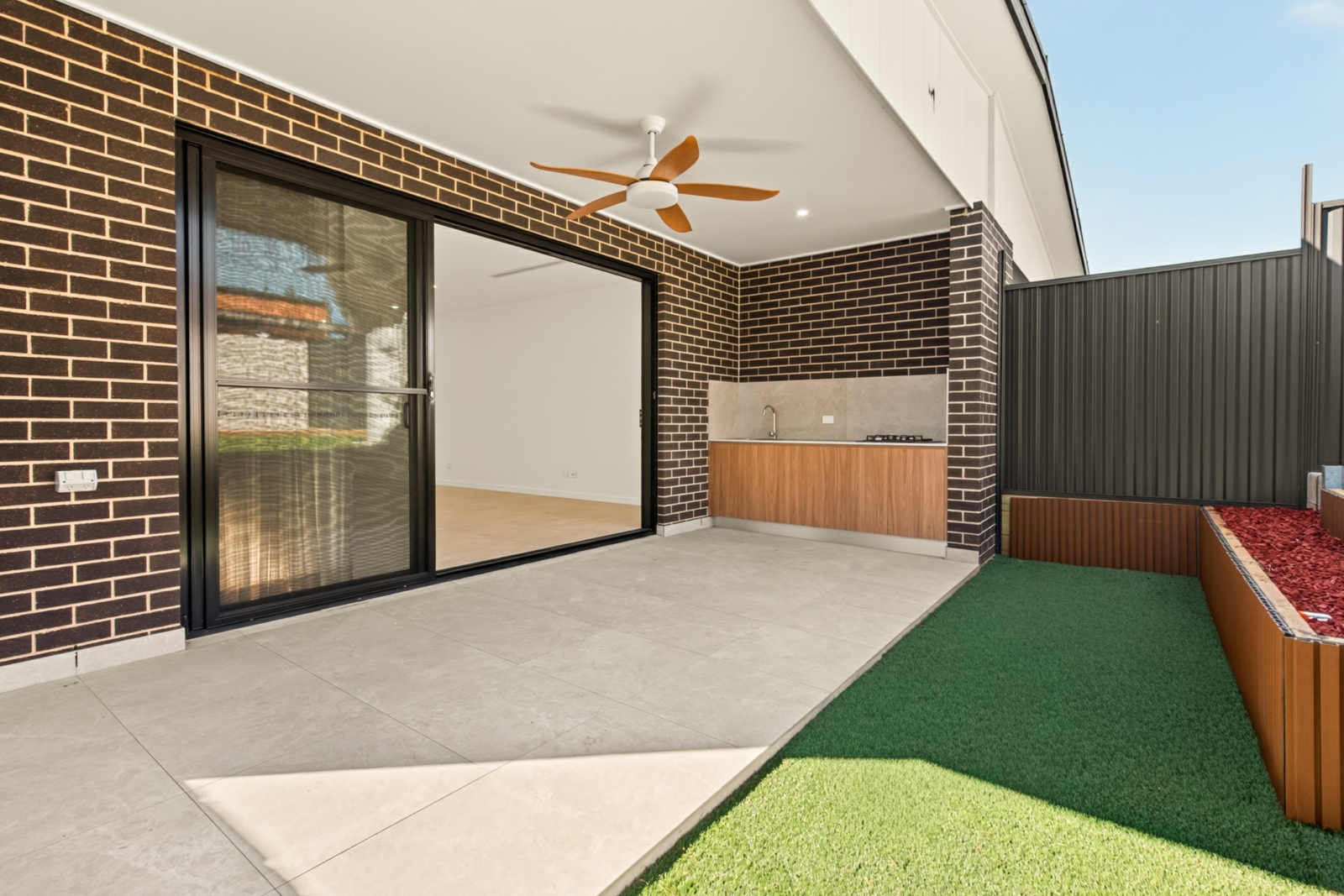 16a Heather Street Girraween-12.jpg