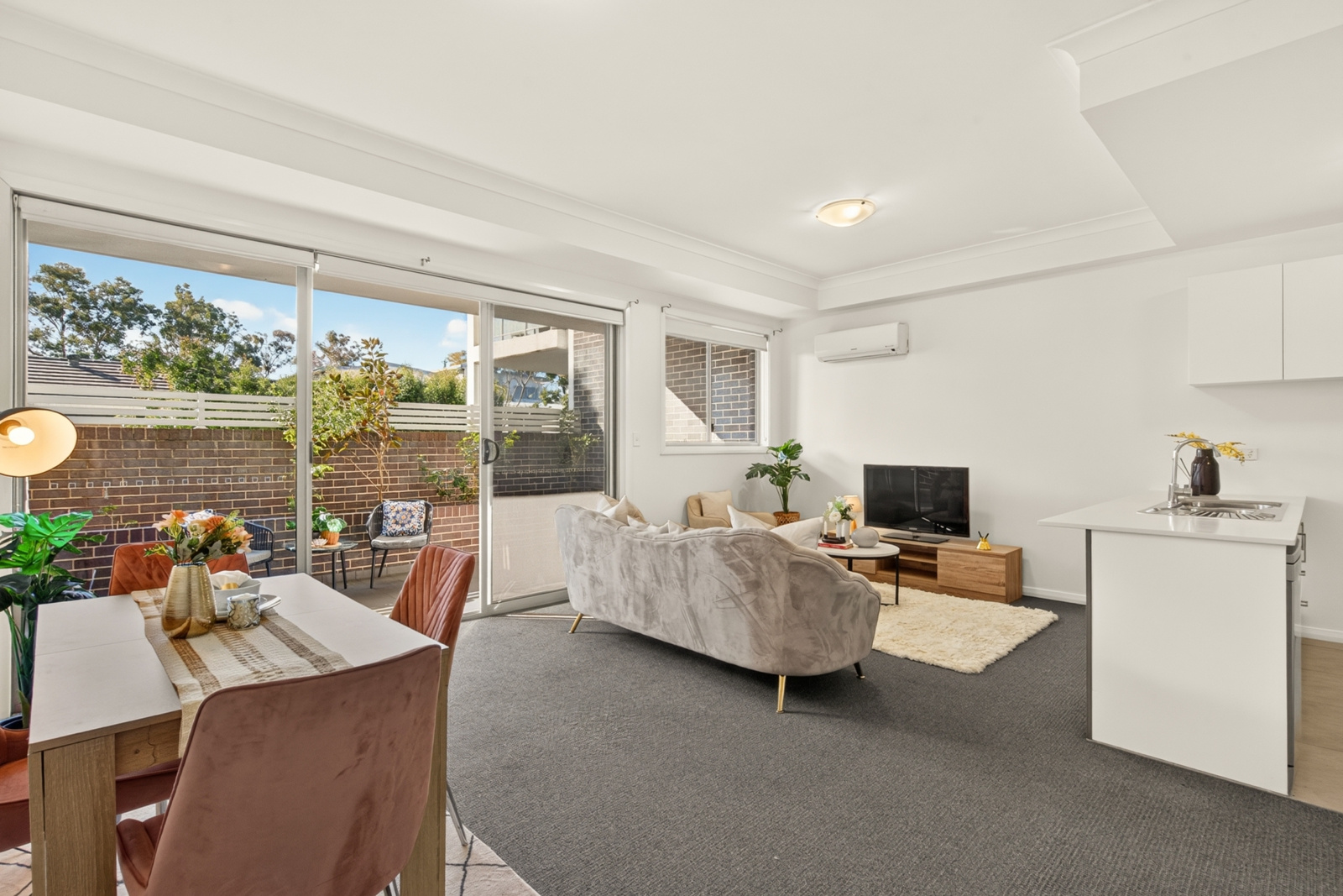 20 49 Essington Street Wentworthville-4.