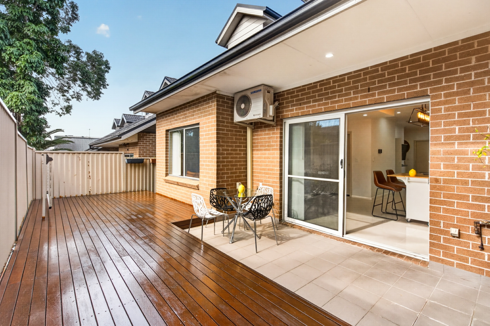 10 11 Carinya Road Girraween-14.jpg