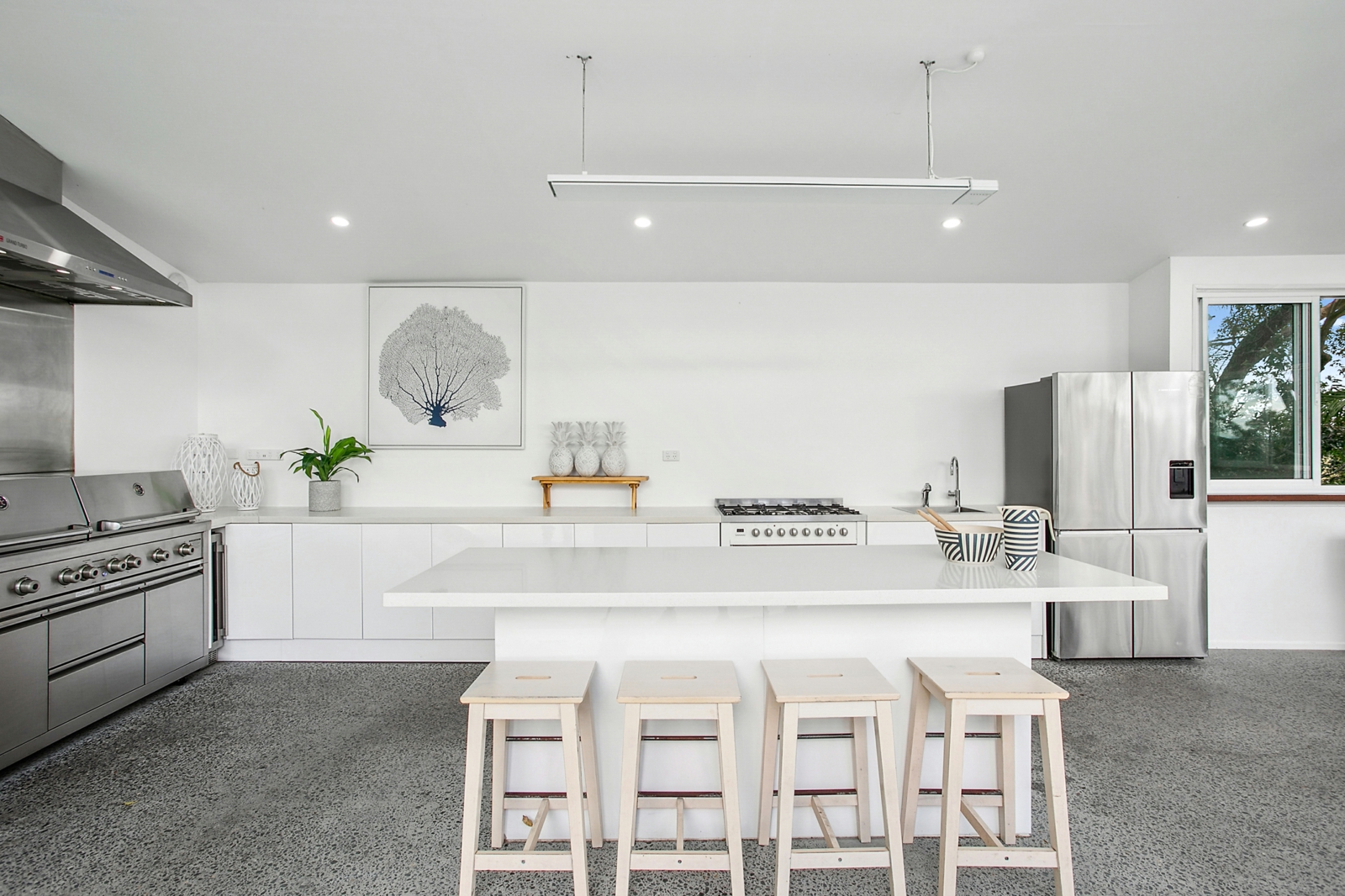 Outdoor Kitchen