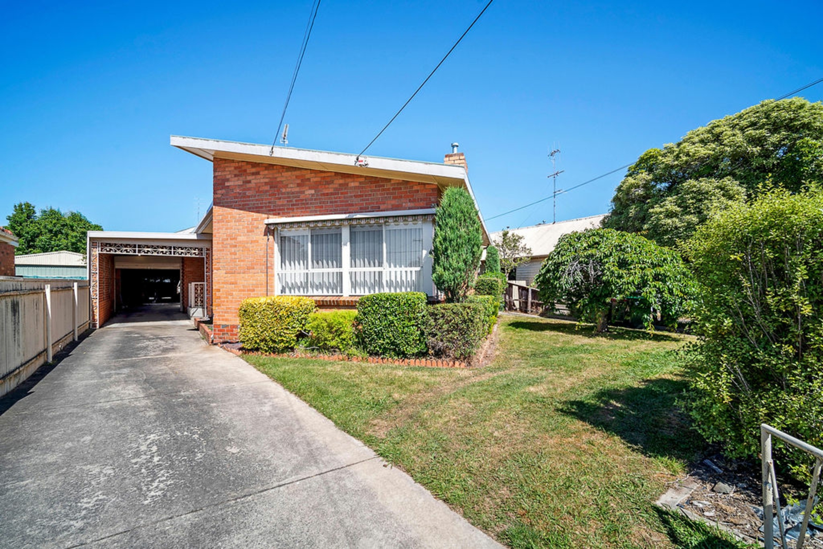6BrinkleyAve12.jpg