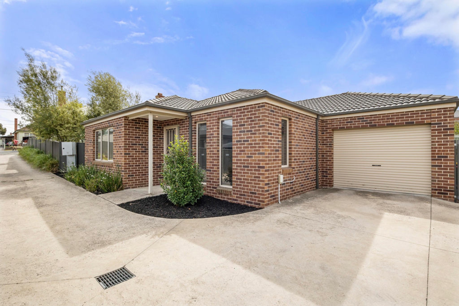 1-614NicholsonSt18.jpg
