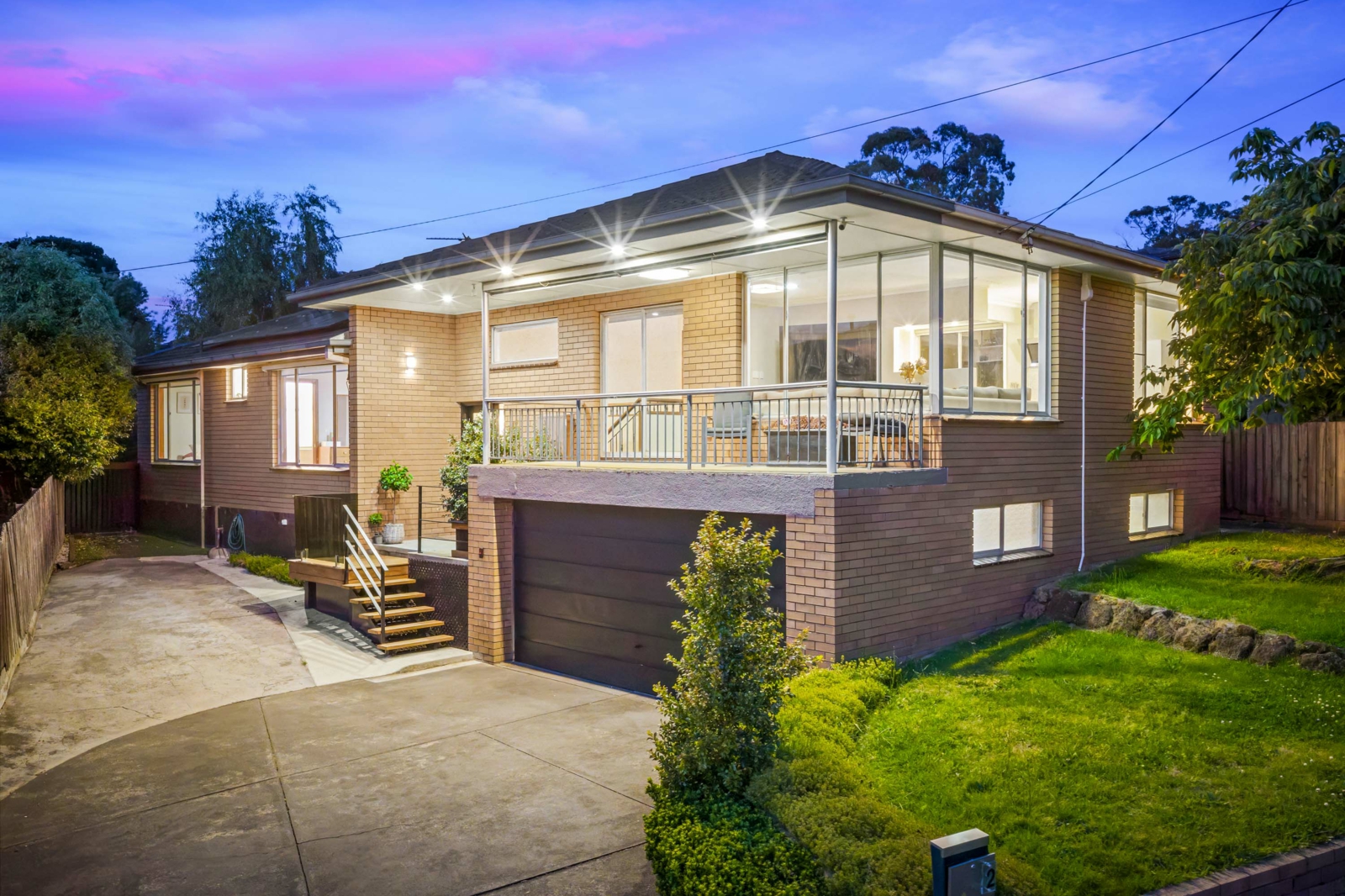 2 Robert Drive,Ballarat North