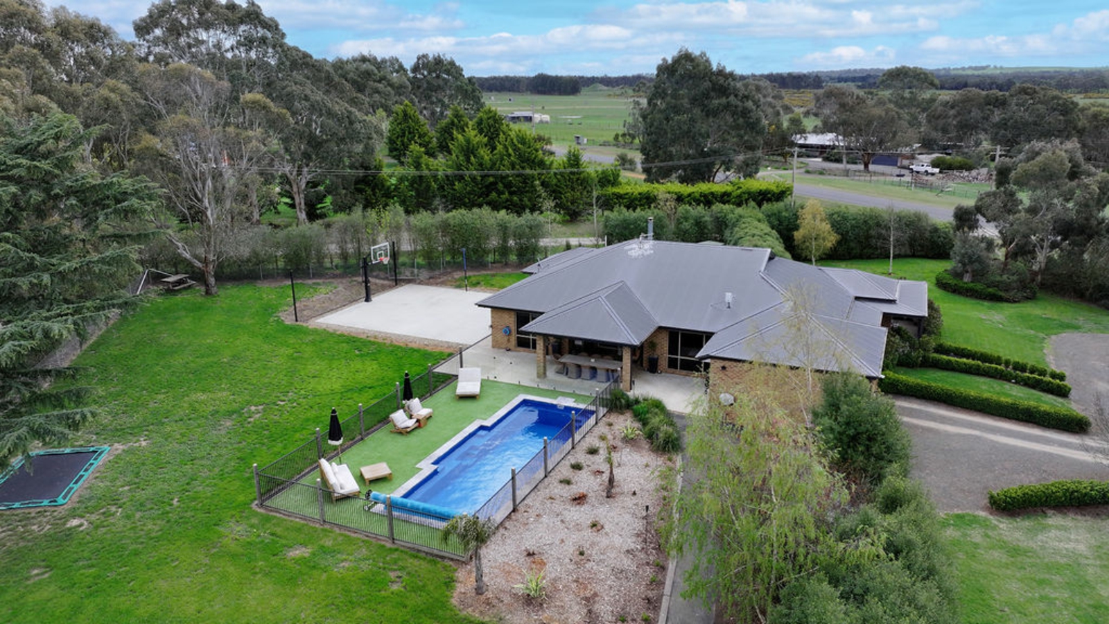 57 Haddon School Road,Haddon