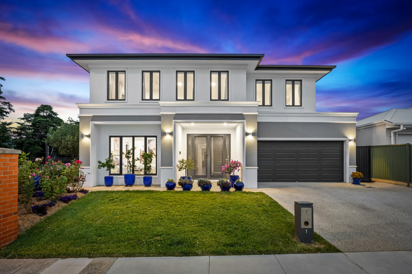 1 Scarlet Drive,Lake Gardens