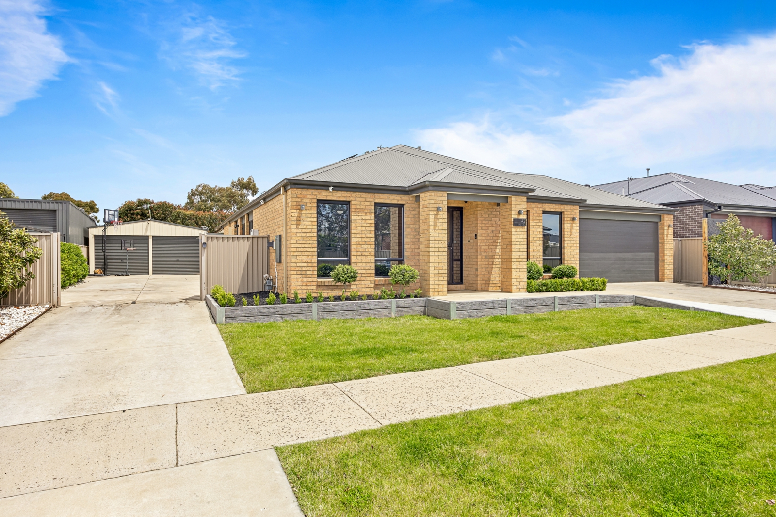 42 Majestic Way,Winter Valley