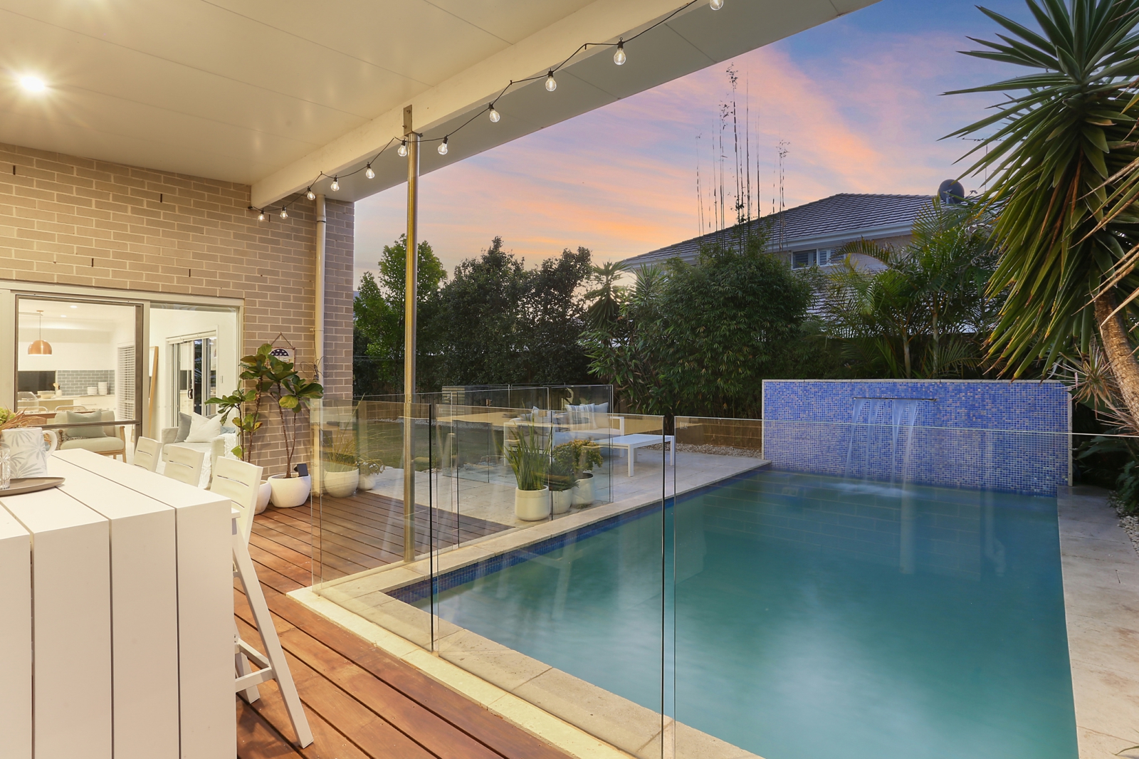 Dusk Pool