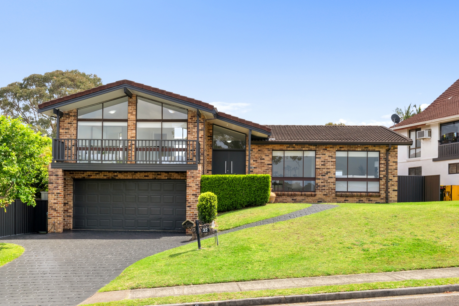 32 Warrangarree Drive, WORONORA HEIGHTS