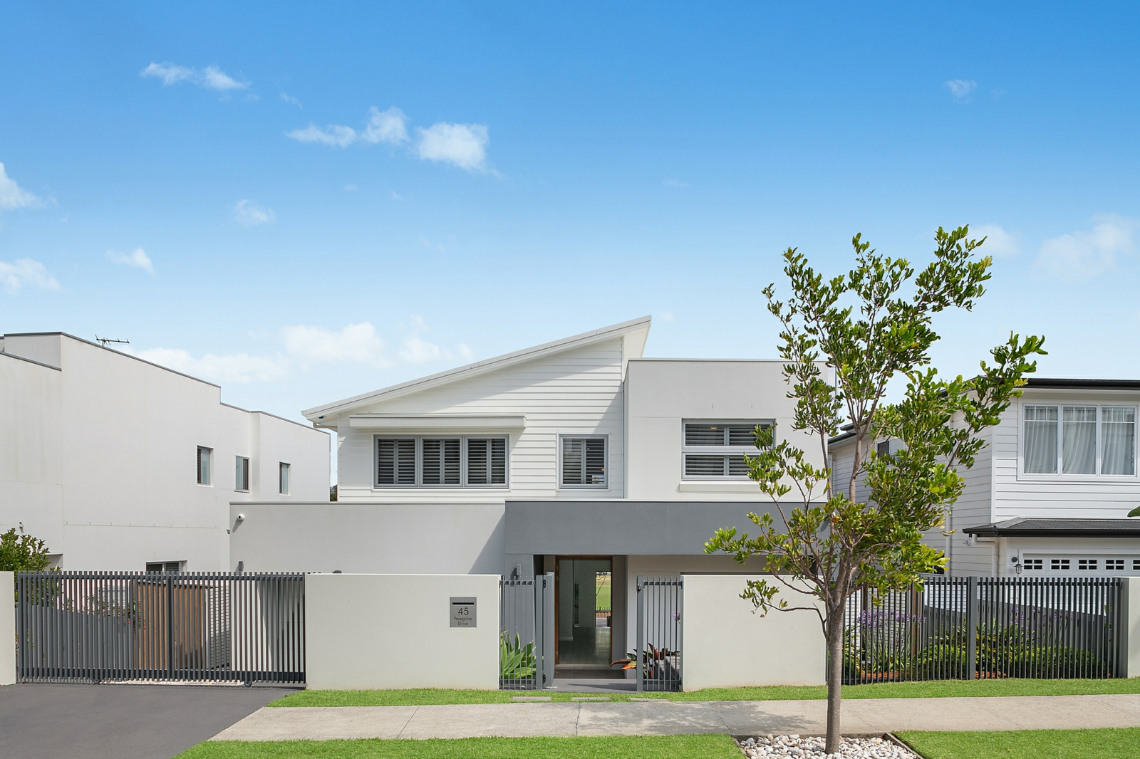 45 Peregrine Drive, GREENHILLS BEACH