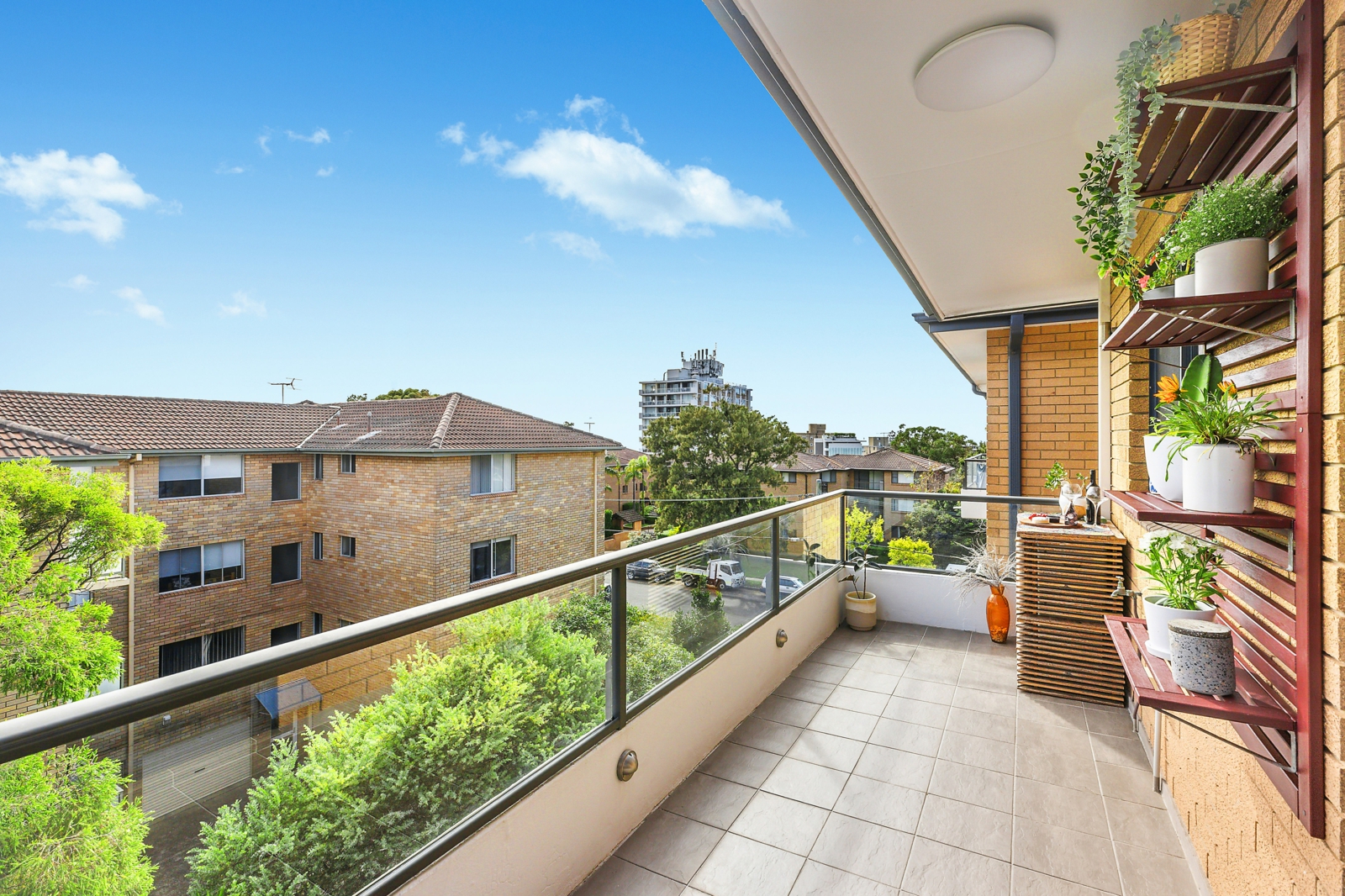 balcony