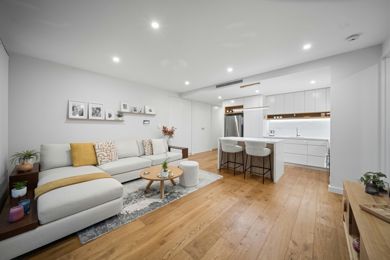 111/6 Urunga Parade, MIRANDA