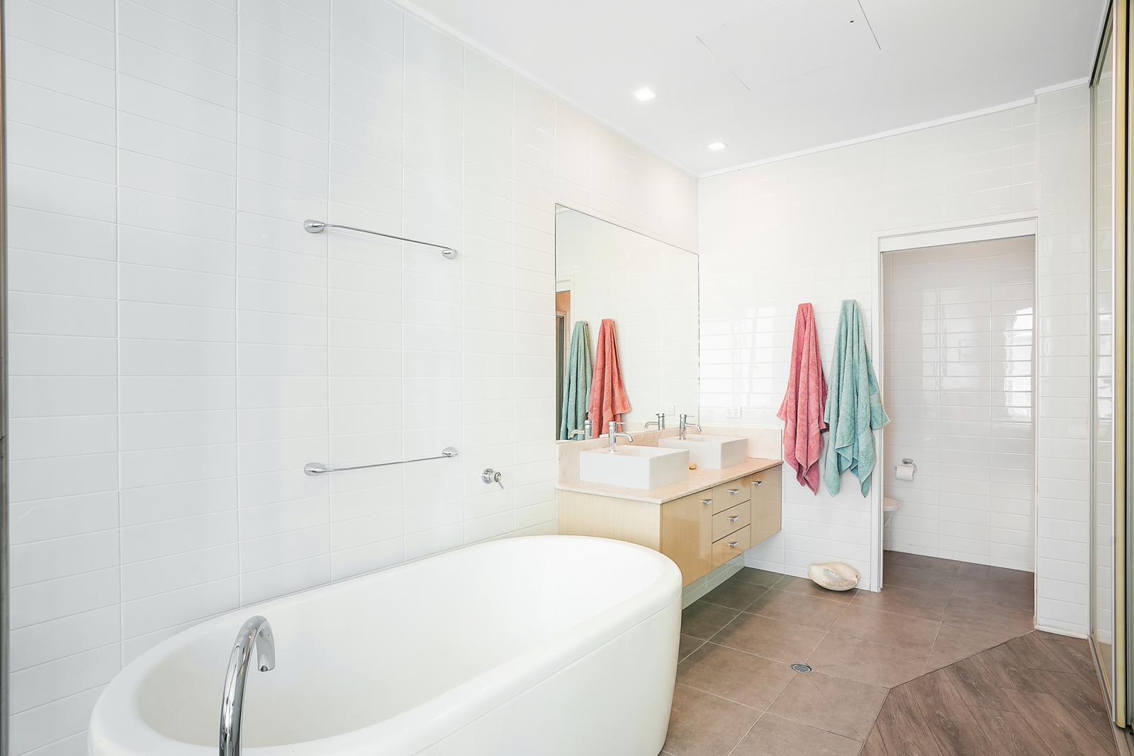 Bathroom 1_v2