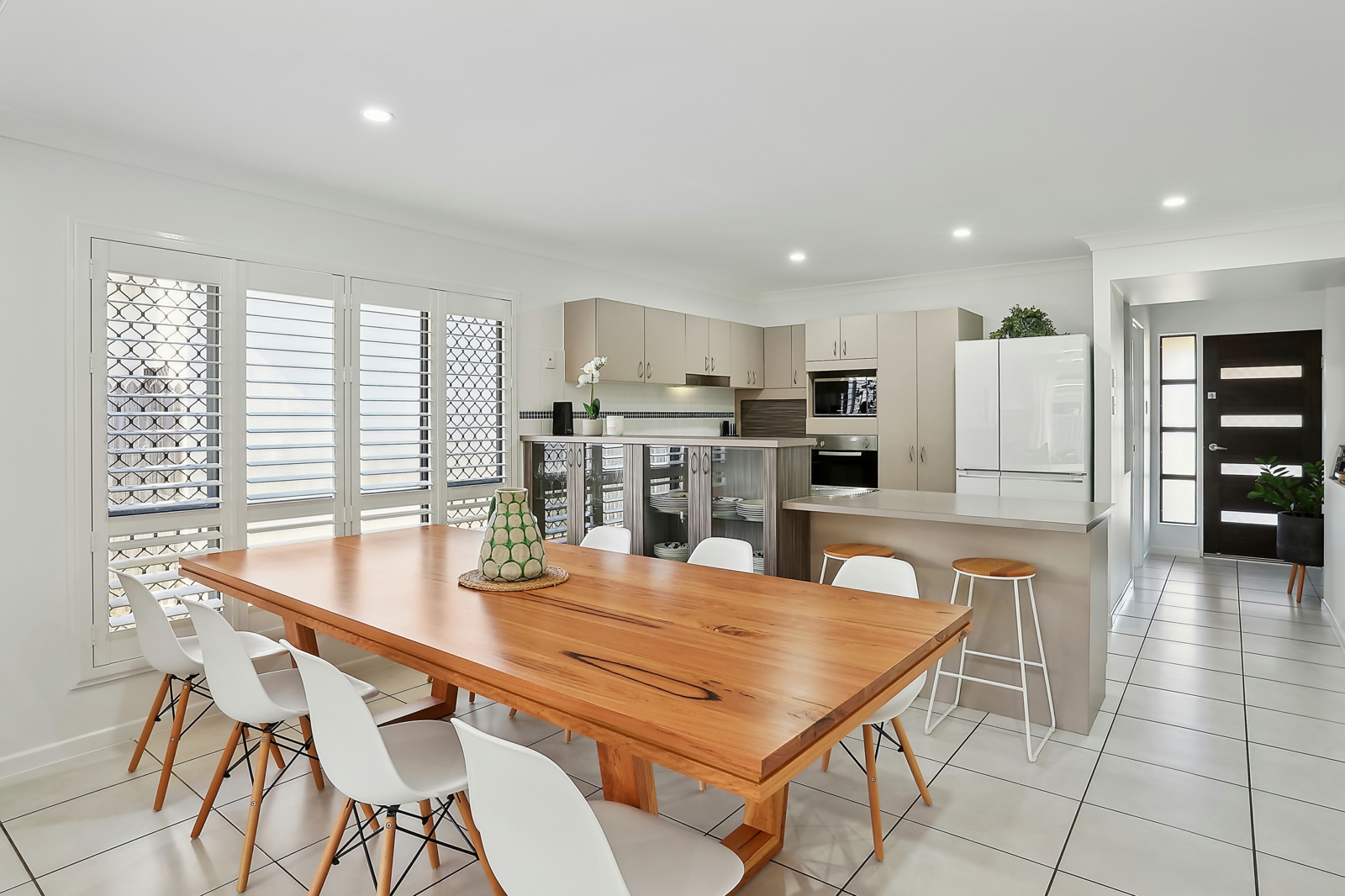 Dining_Kitchen