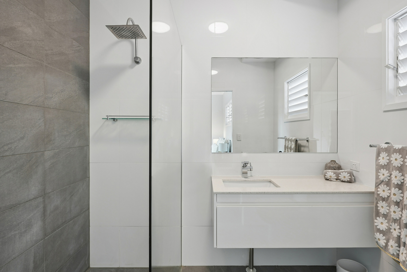 Ensuite