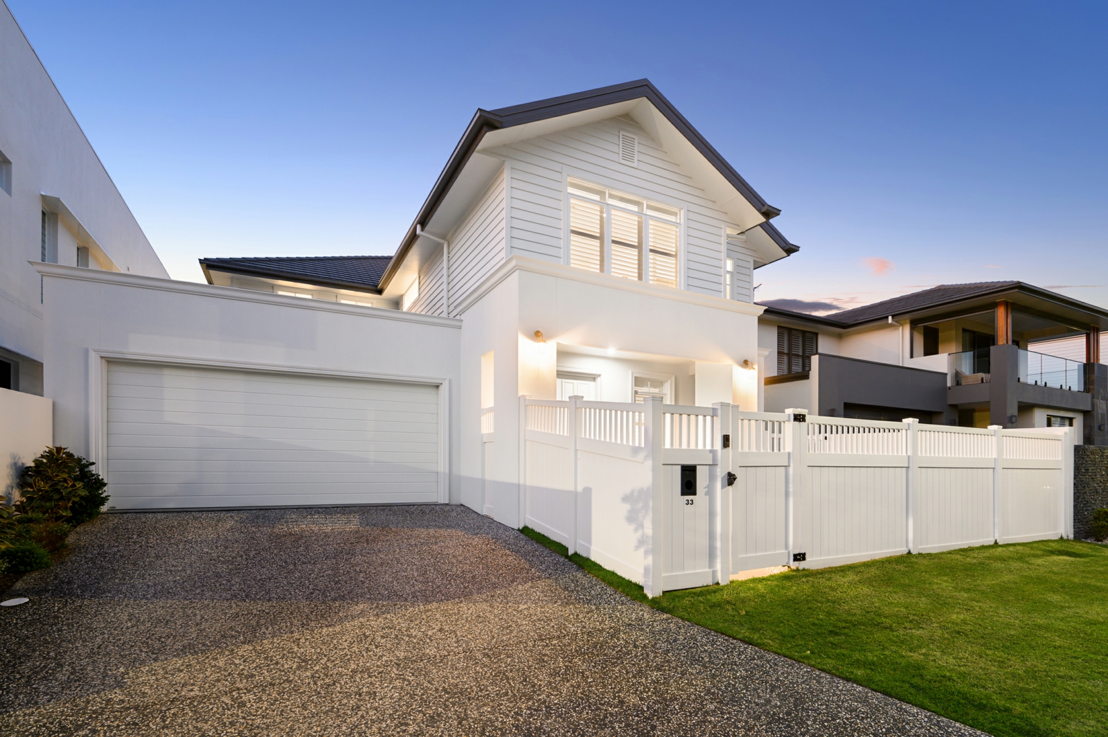 33 River Vista Way,Paradise Point