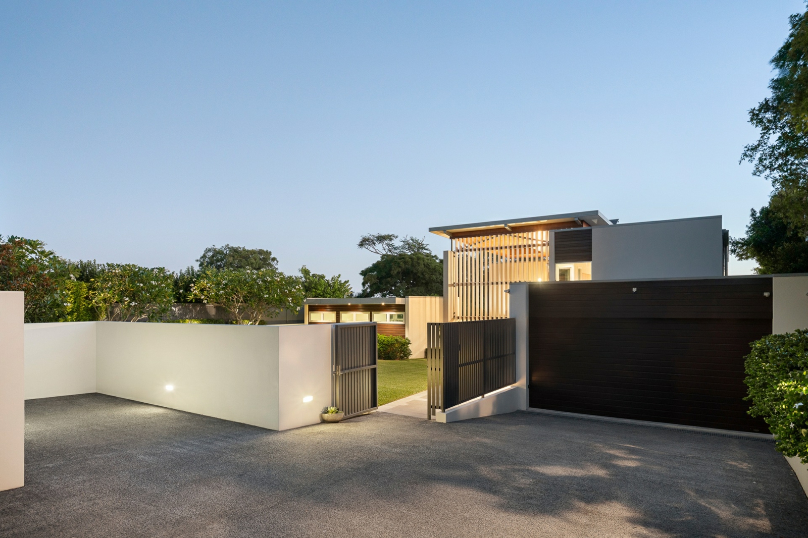 Front Entry Facade