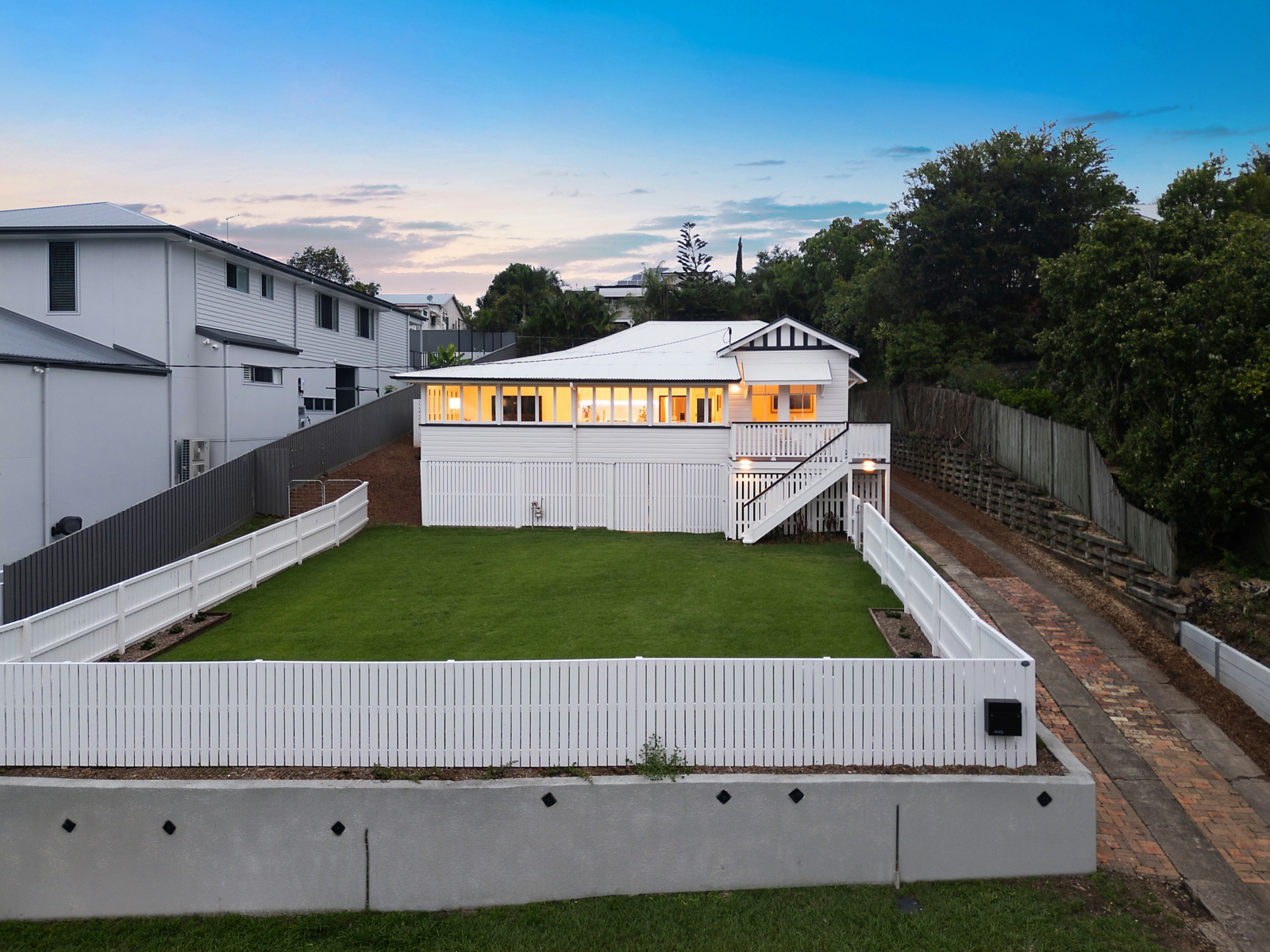 28 Montrose Road, TARINGA