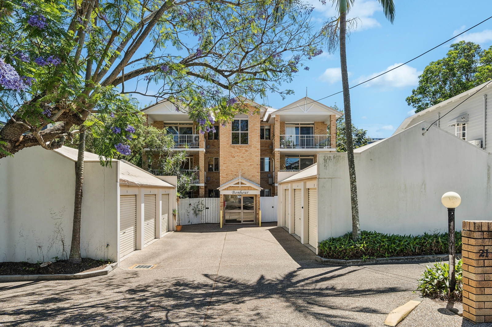 1/21 Forbes Street,West End