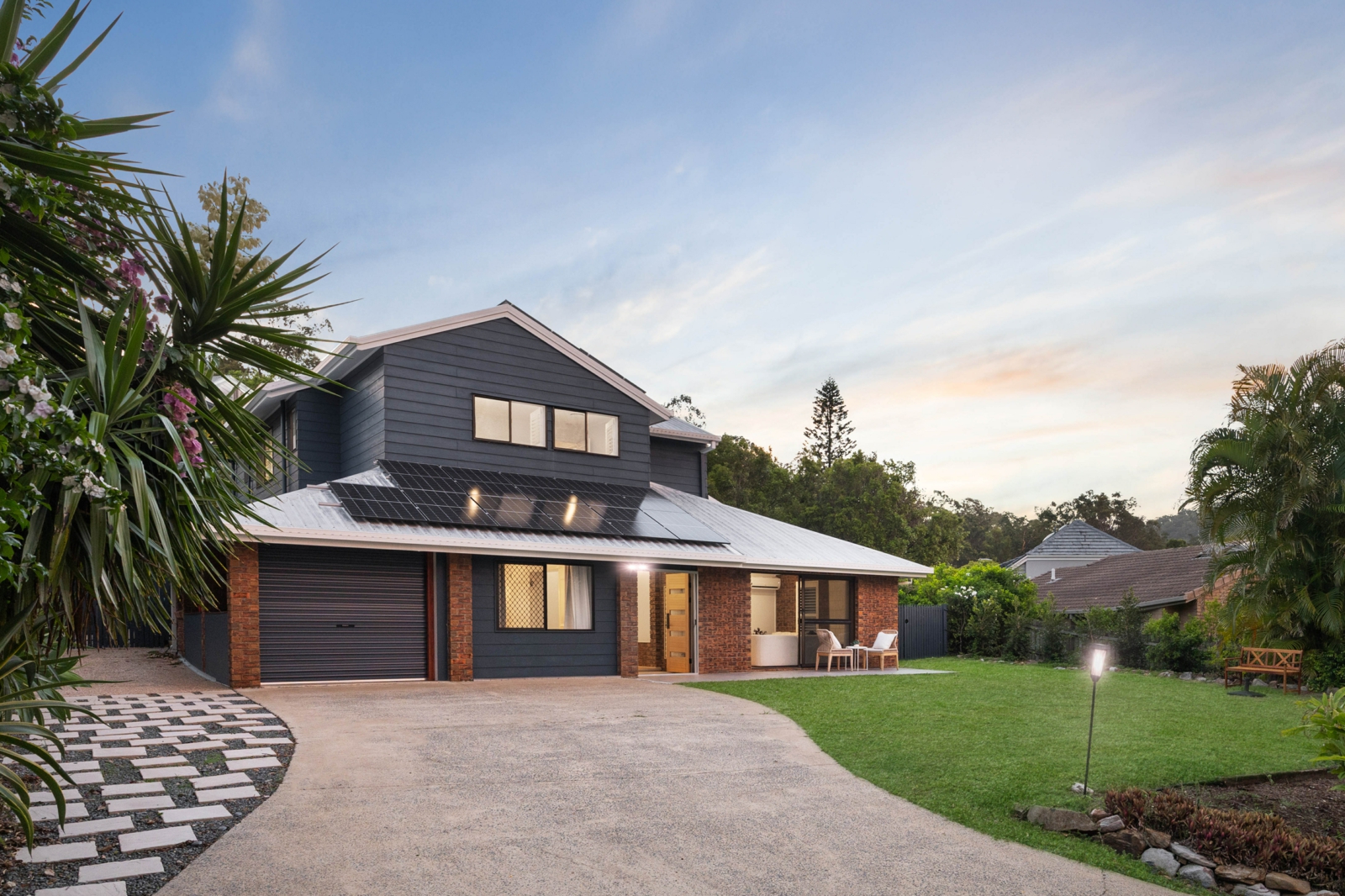 10 Bonhill Court