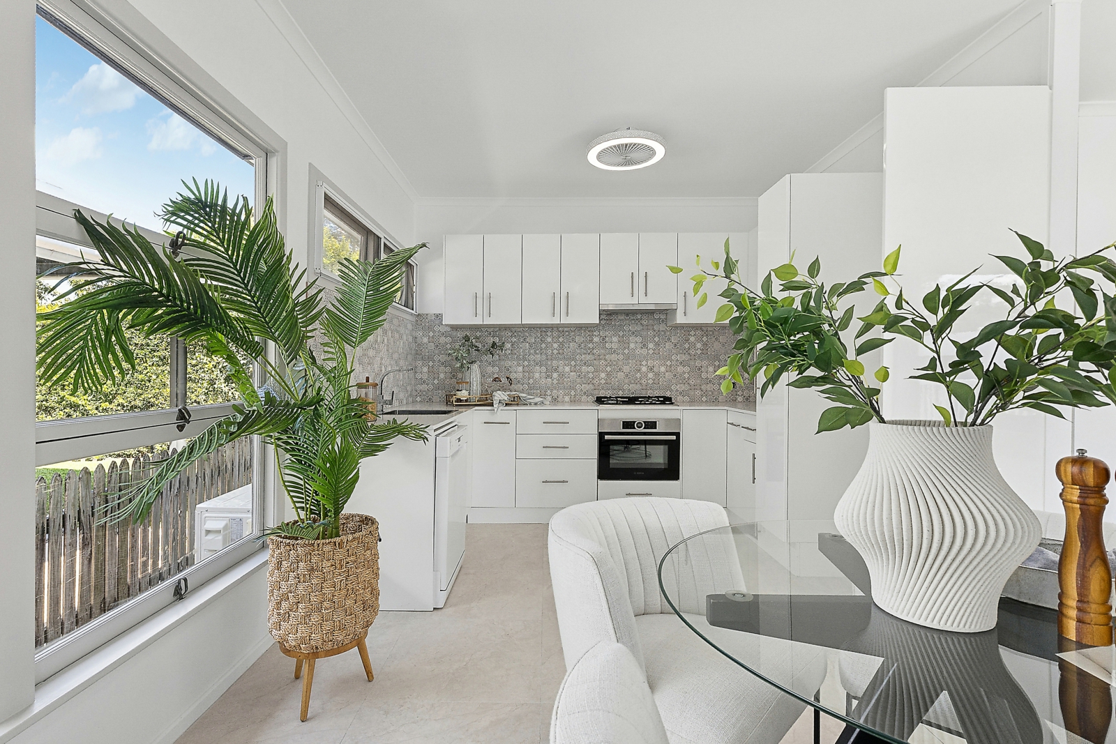 Kitchen-02.jpg