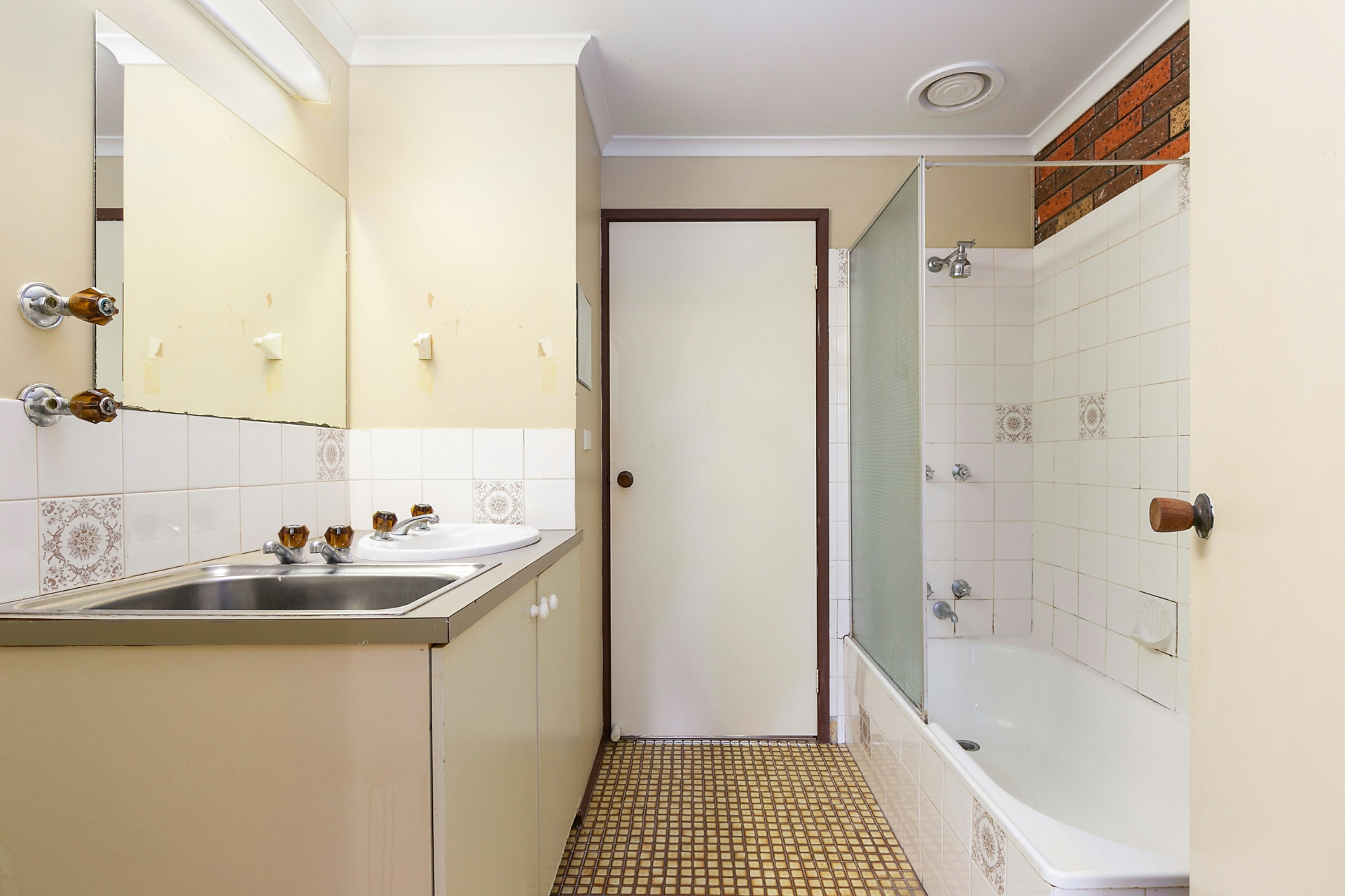 Bathroom_Laundry