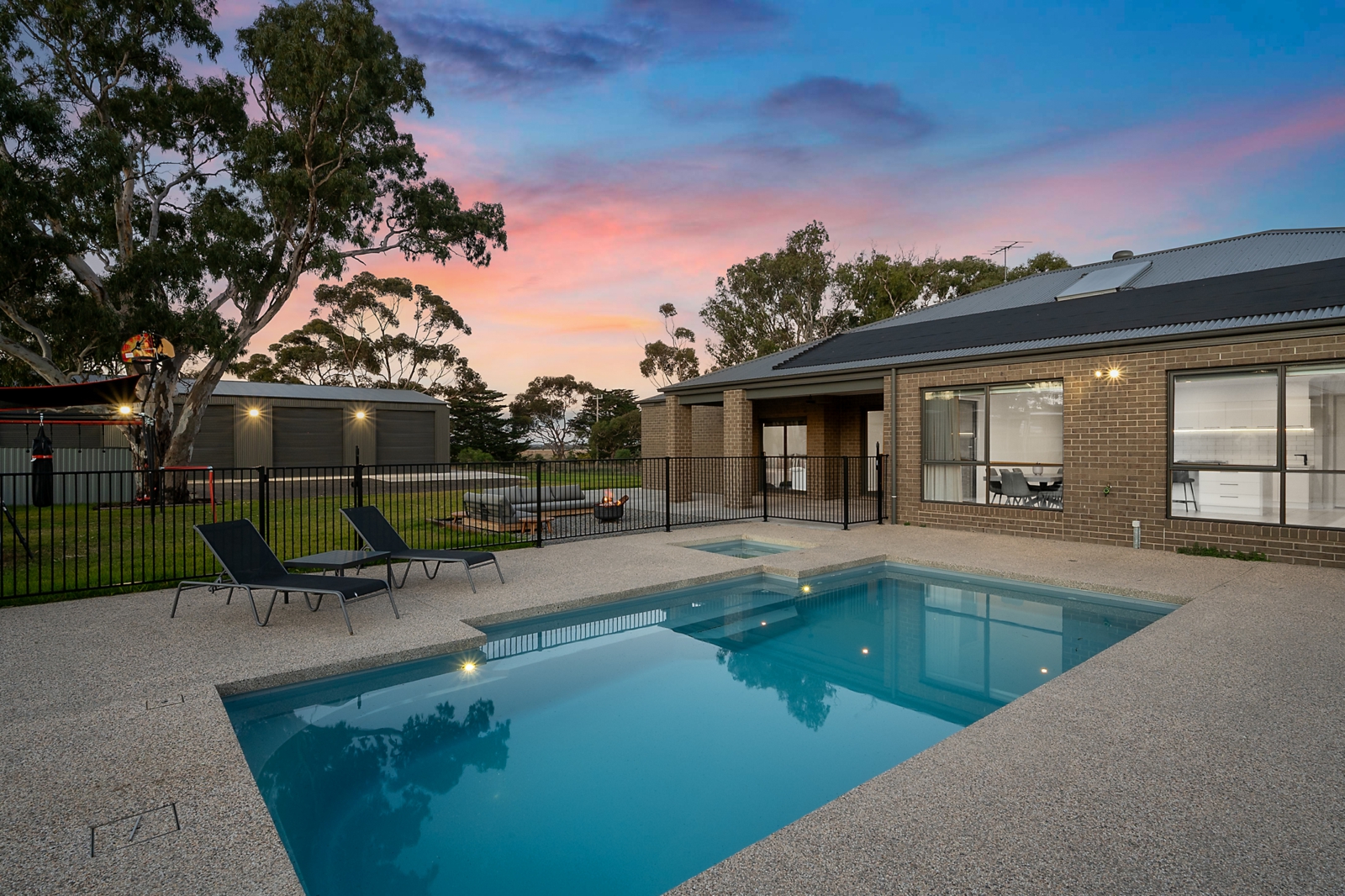 Pool Twilight