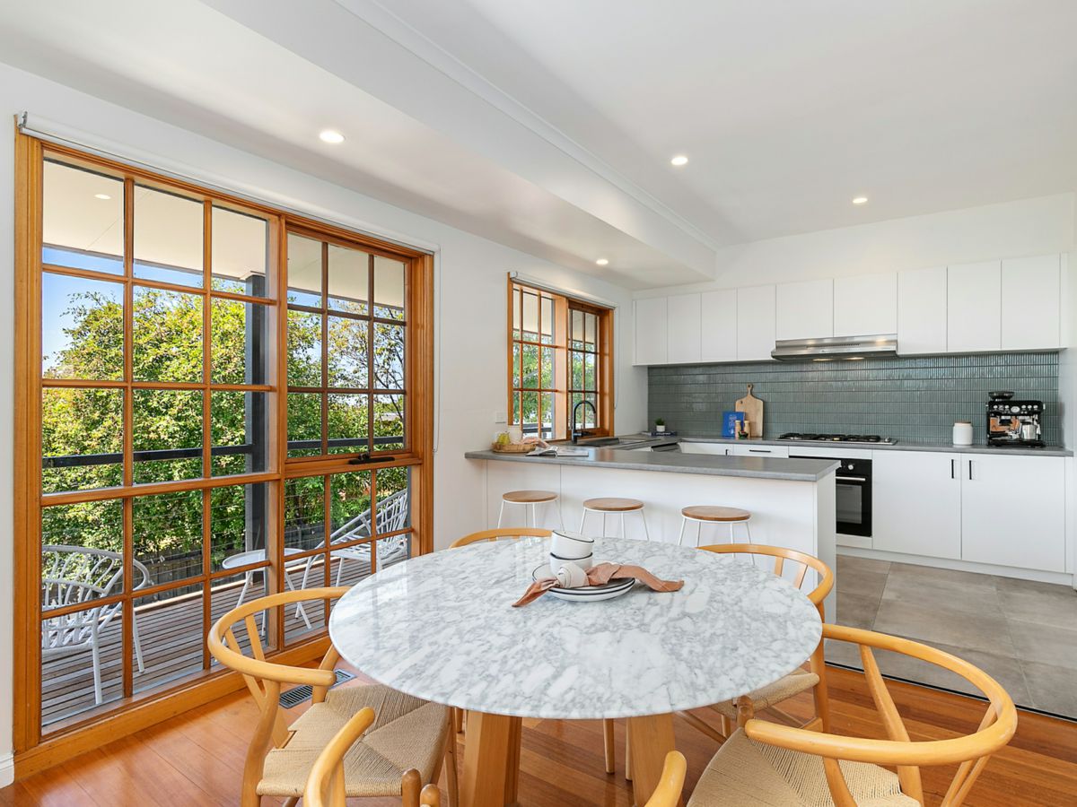 Kitchen_Dining