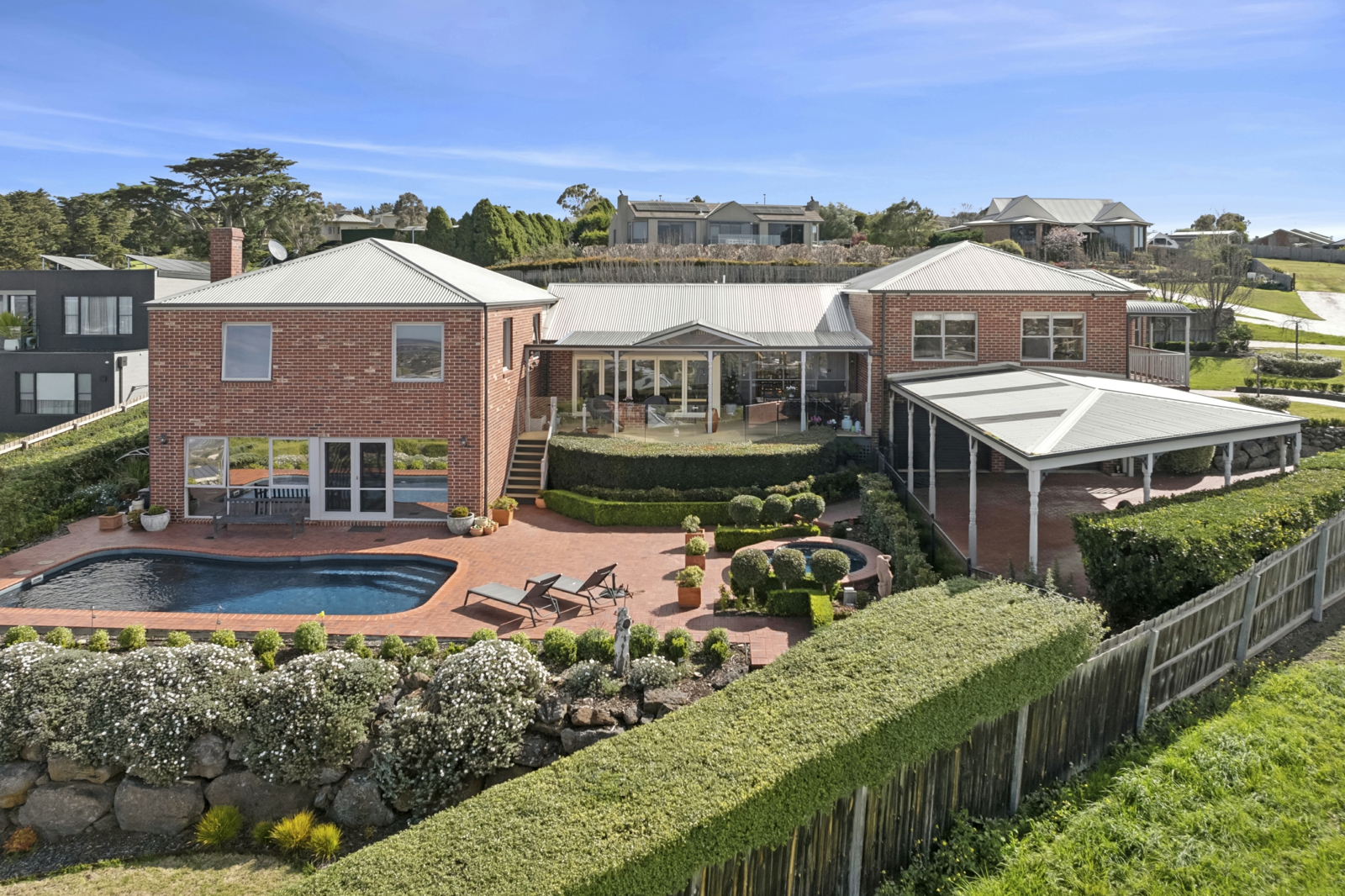 9 Trafalgar Square,Wandana Heights