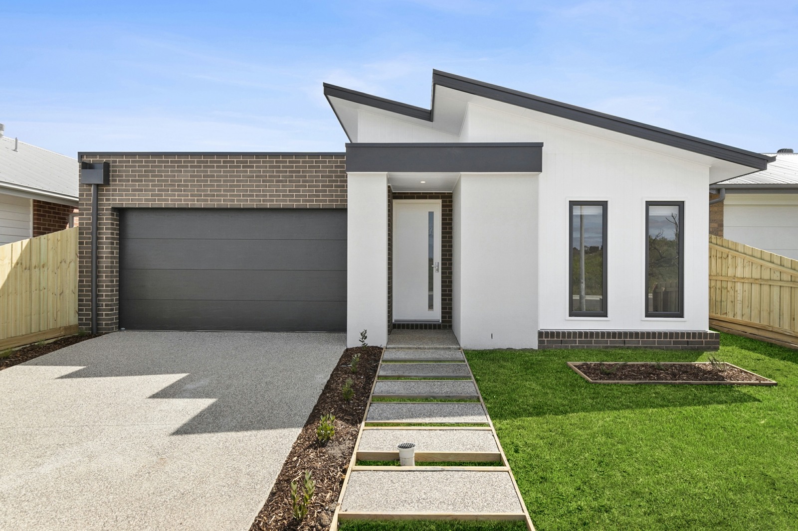 63 Grassland Grove, LEOPOLD