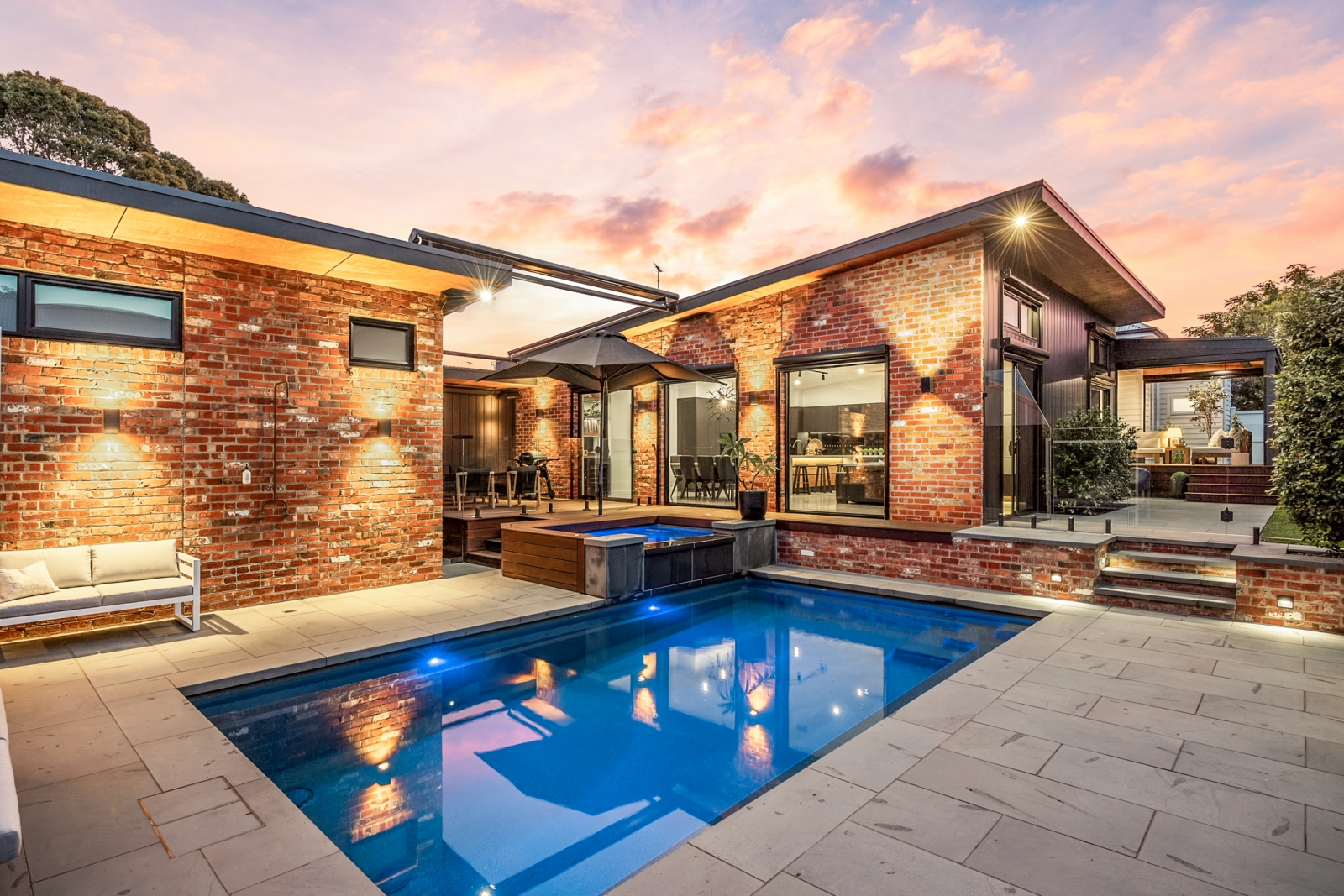 Twilight Pool_bwrm-003.jpg