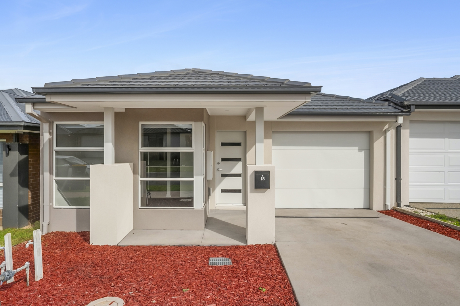 18 Italianate Street, CHARLEMONT