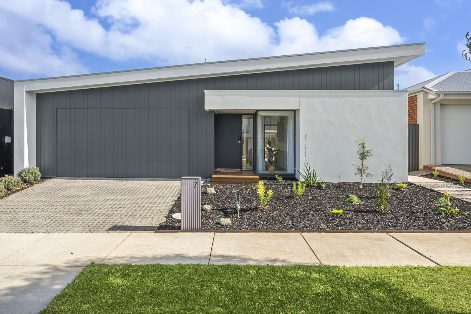 facade_bwrm-002.jpg