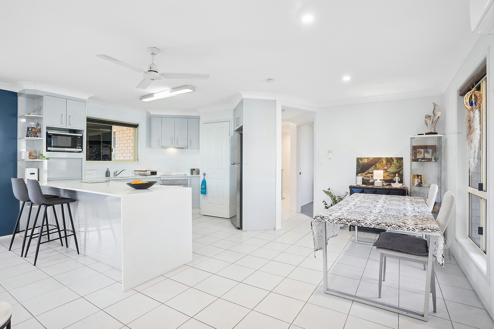 Kitchen_Dining