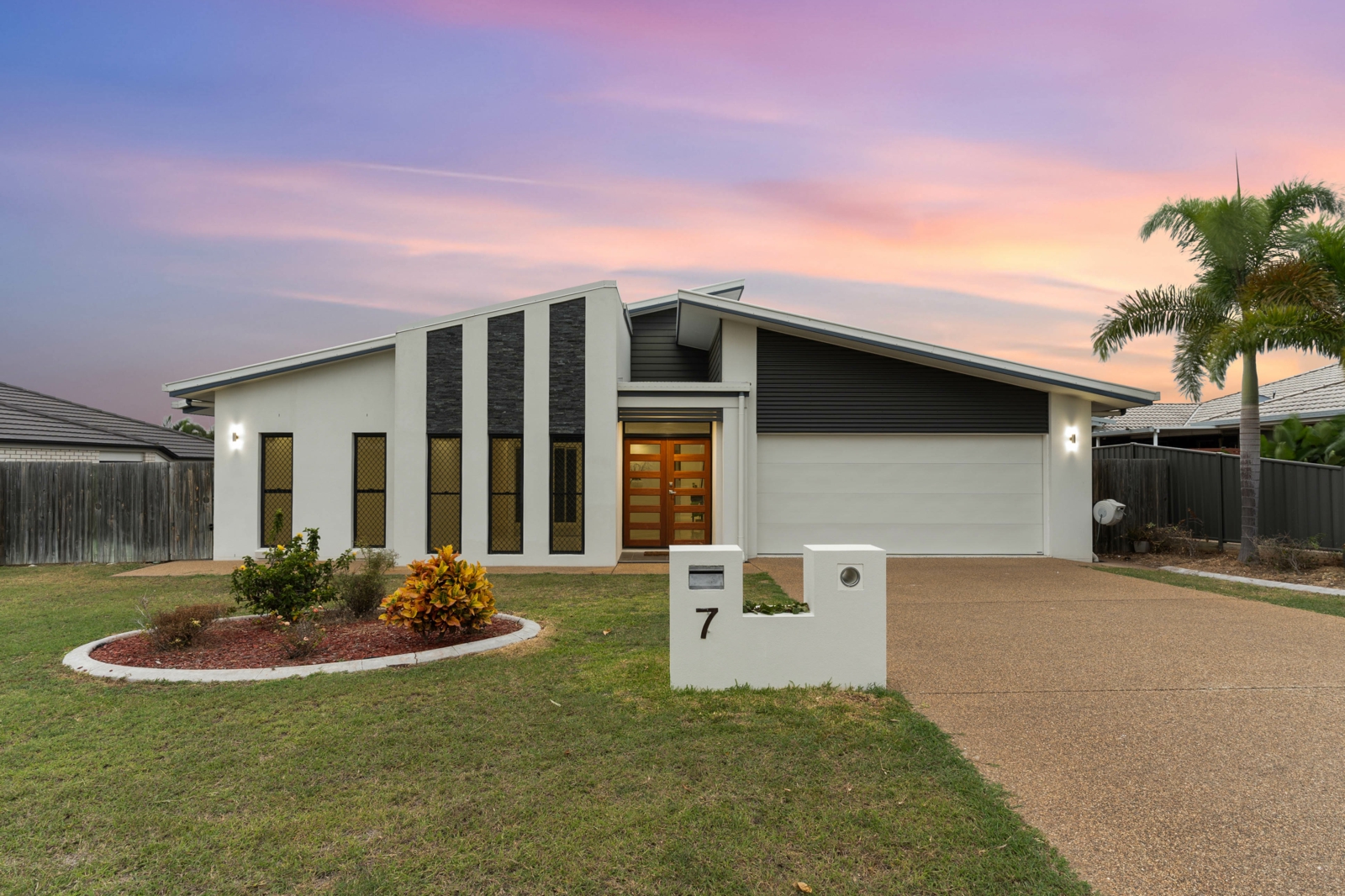7 Jamie Crescent, GRACEMERE
