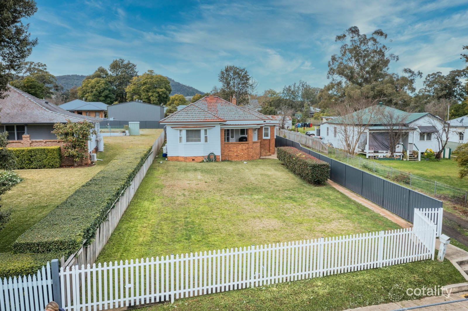 102 Main Street, SCONE