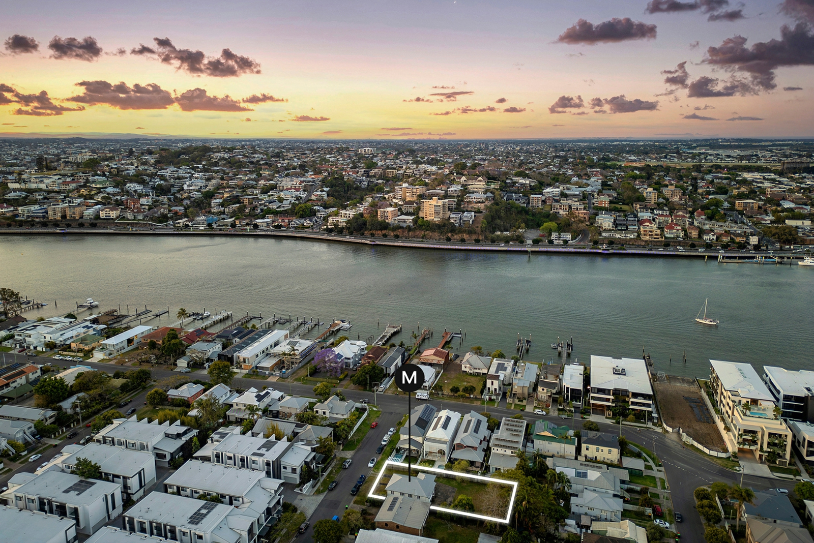 47 Johnston Street, BULIMBA