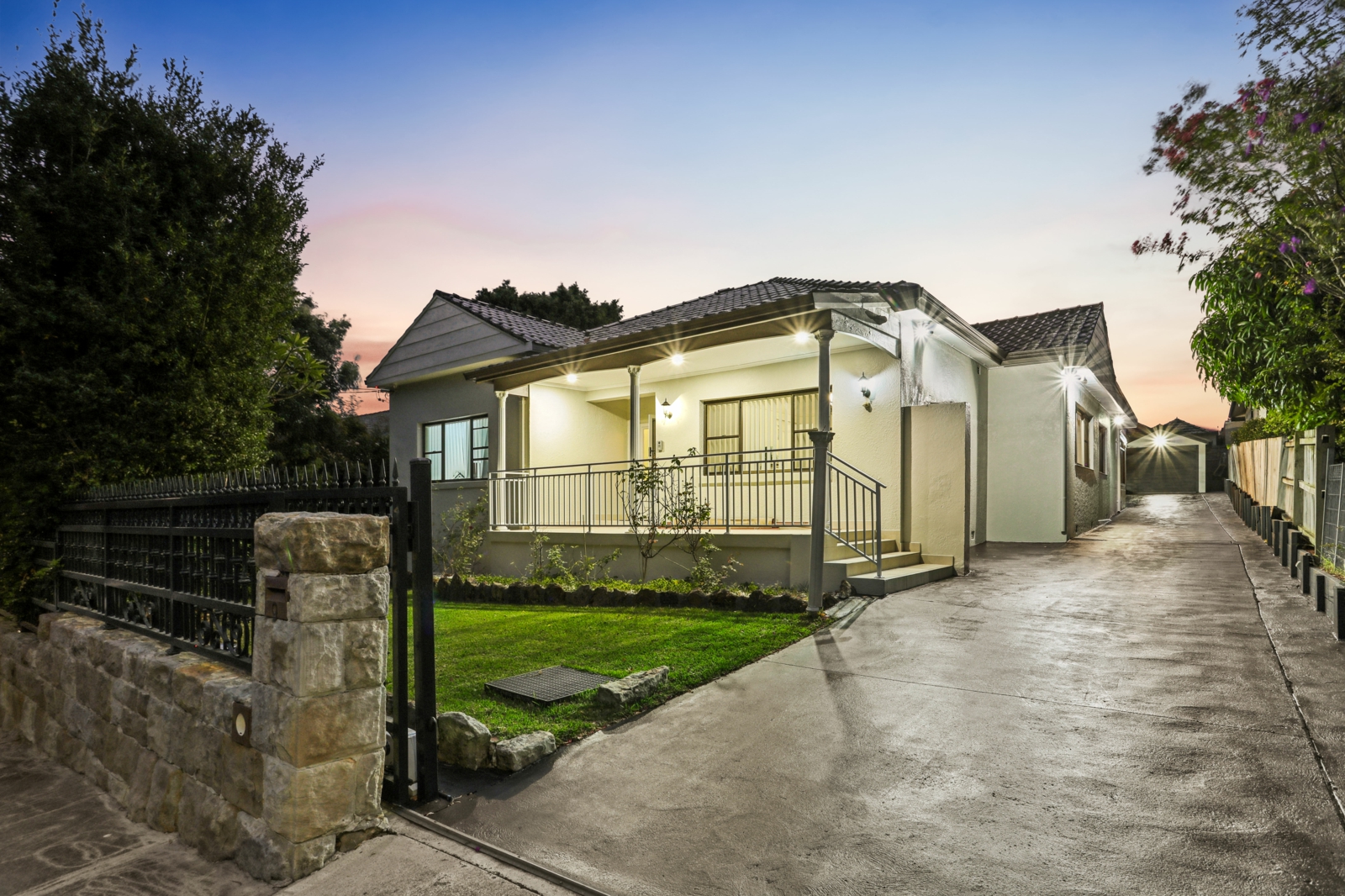 9 Claremont Road, BURWOOD HEIGHTS