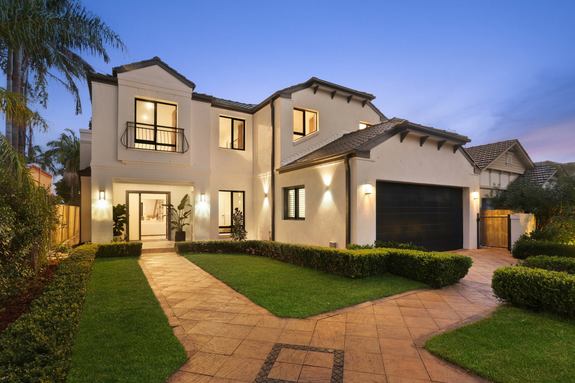 8 Fairholm Street, STRATHFIELD