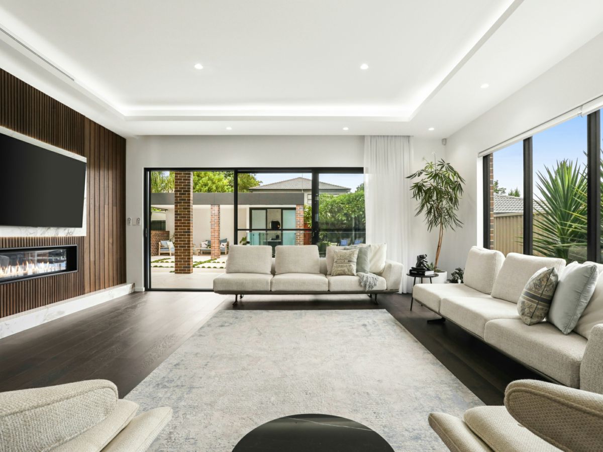 18 Mintaro Ave, Strathfield_03.jpg