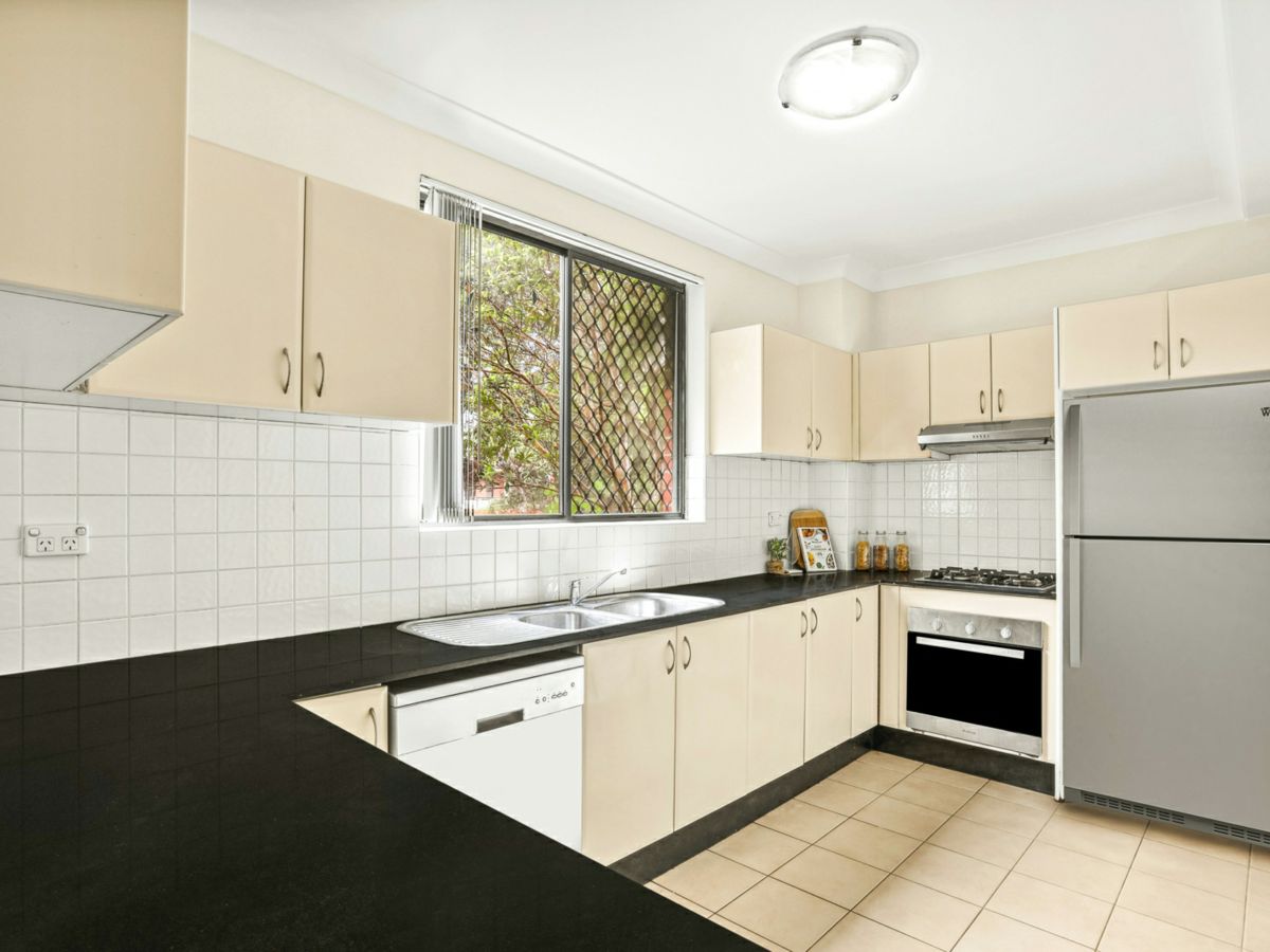 5-13 Beresford Rd, Strathfield-5 (2).jpg